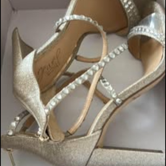 Glamorous Silver Rhinestone Heels - Picture 3 of 3